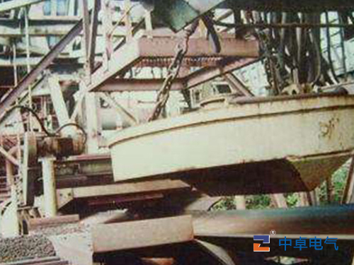 RCDP系列礦石自動(dòng)回收式電磁除鐵器 RCDP系列礦石自動(dòng)回收式電磁除鐵器